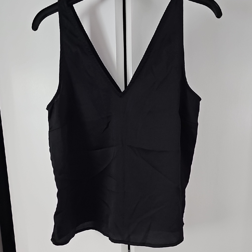Old Navy Black V-Neck Tank Top